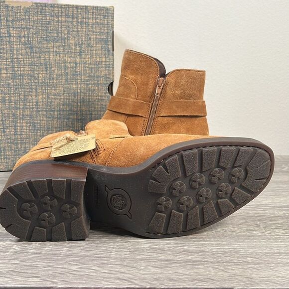 Born Tori Cream Suede Boots - Picture 7 of 10